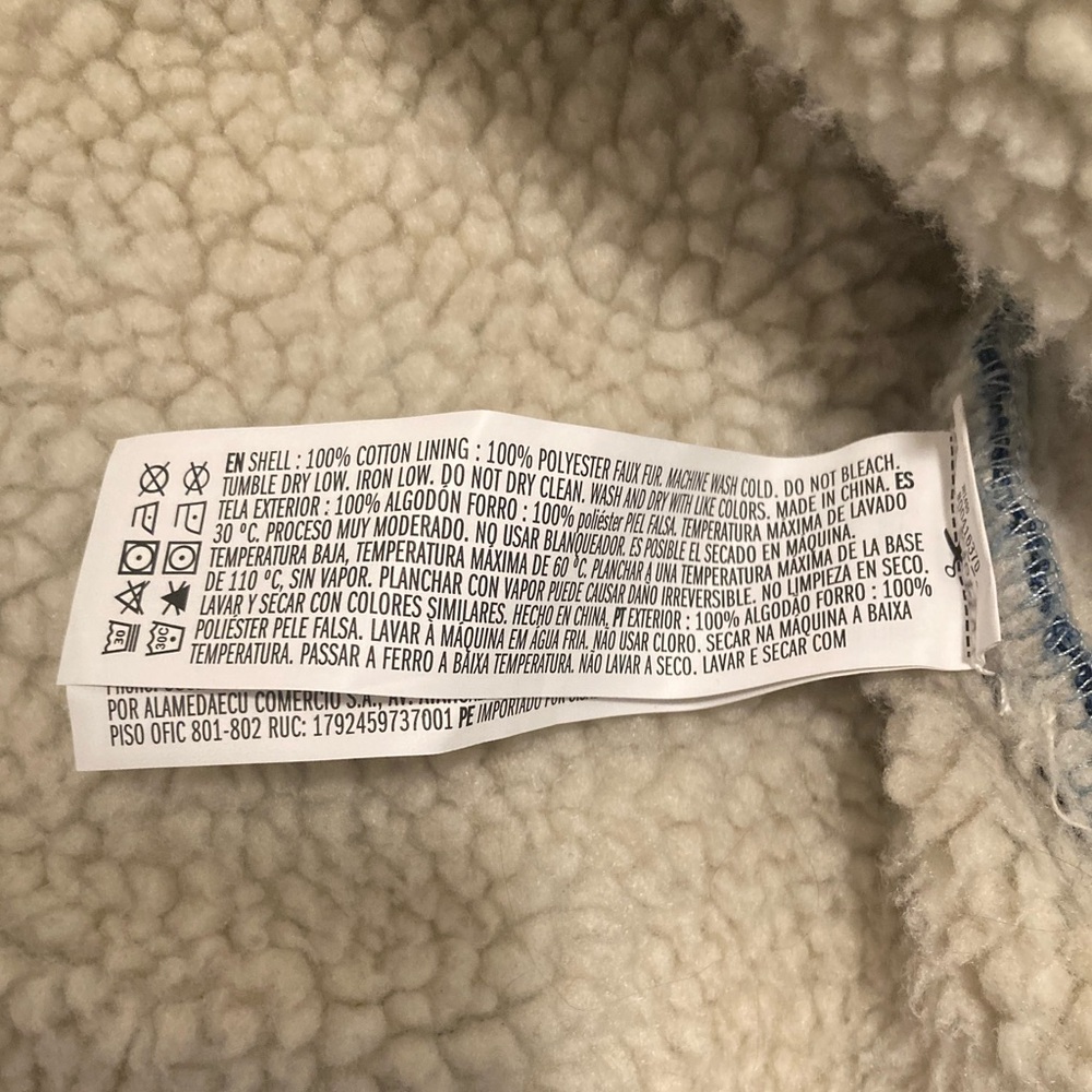 FOREVER21 Cropped Sherpa Denim Jacket - Picture 6 of 7